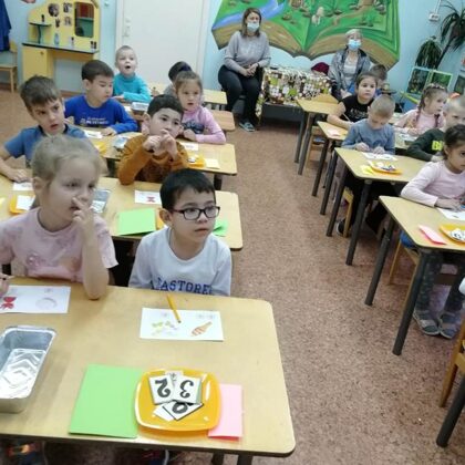 Конспект открытого ООД в подготовительной группе по ФЭМП "Юные экономисты", ноябрь 2021г